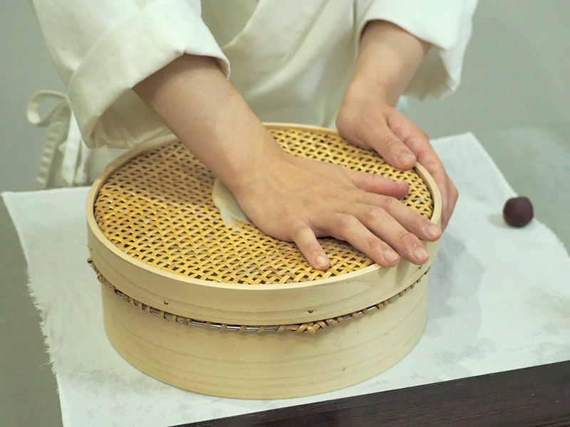 茶寮せんたま 職人の和菓子作り